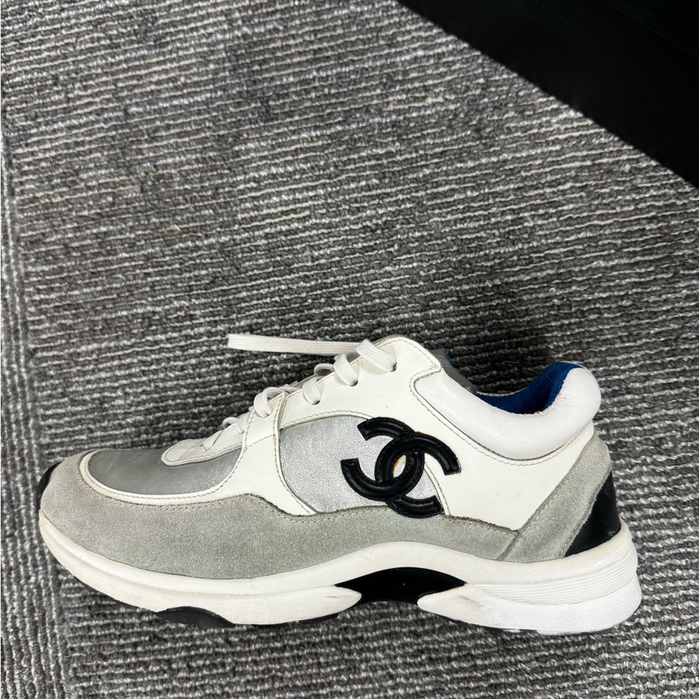 CHANEL CC RUNNING SNEAKERS